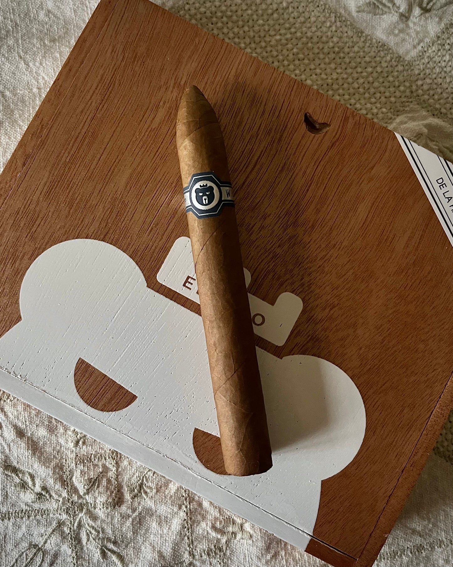 Warped Cigars El Oso Blanco