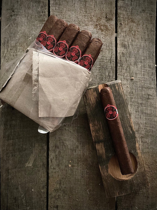 Stolen Throne Cigars 3 Kingdom Toro