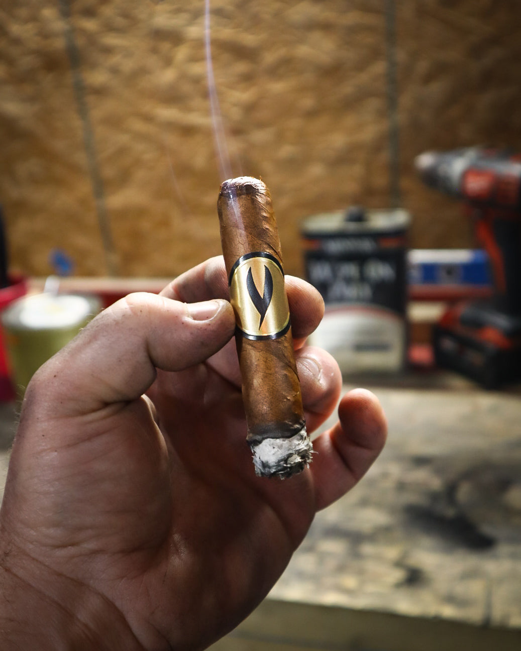 Review: Smoking Jacket Cigars Mini Henkie